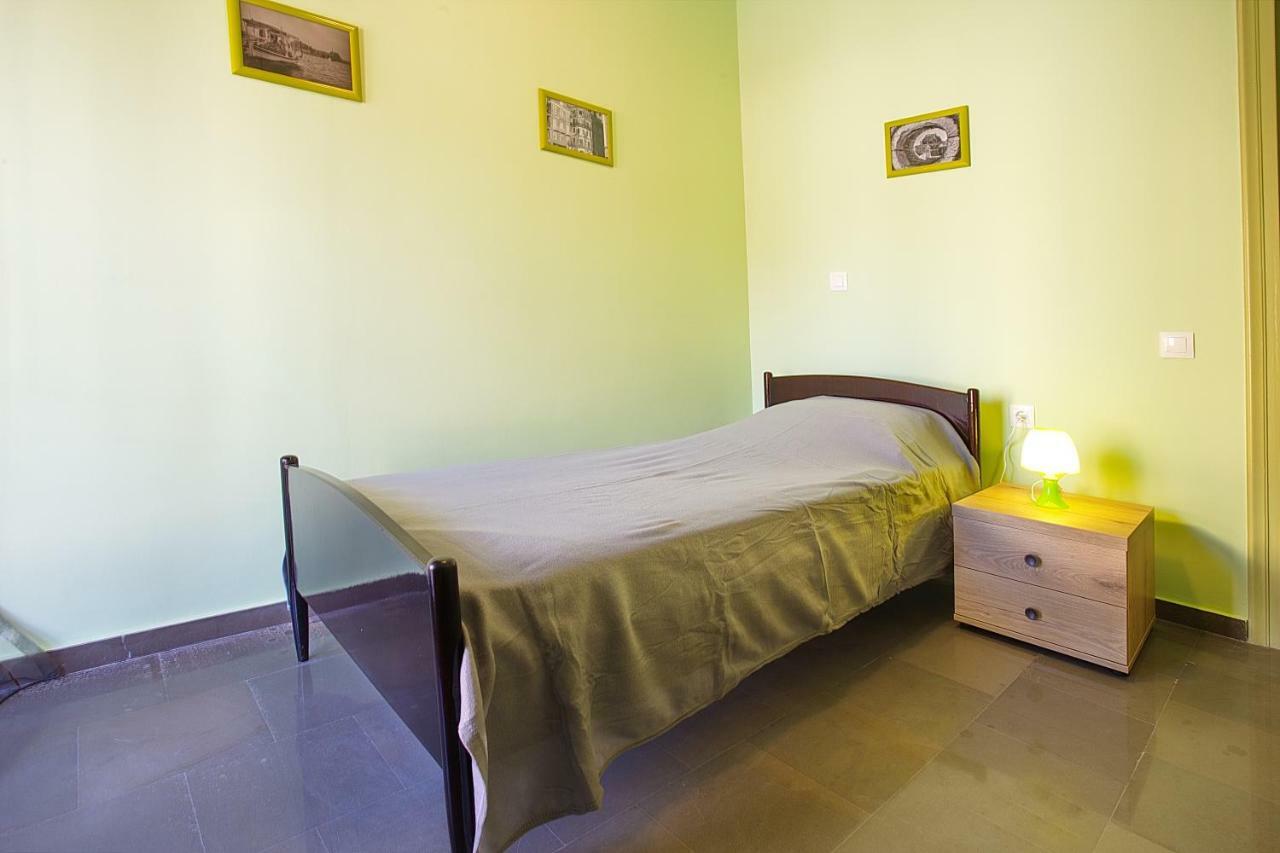 Mantouki Darmani Spyros Apartments מראה חיצוני תמונה