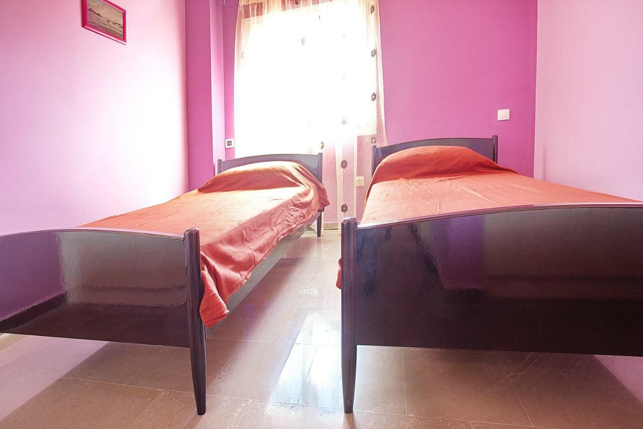 Mantouki Darmani Spyros Apartments מראה חיצוני תמונה